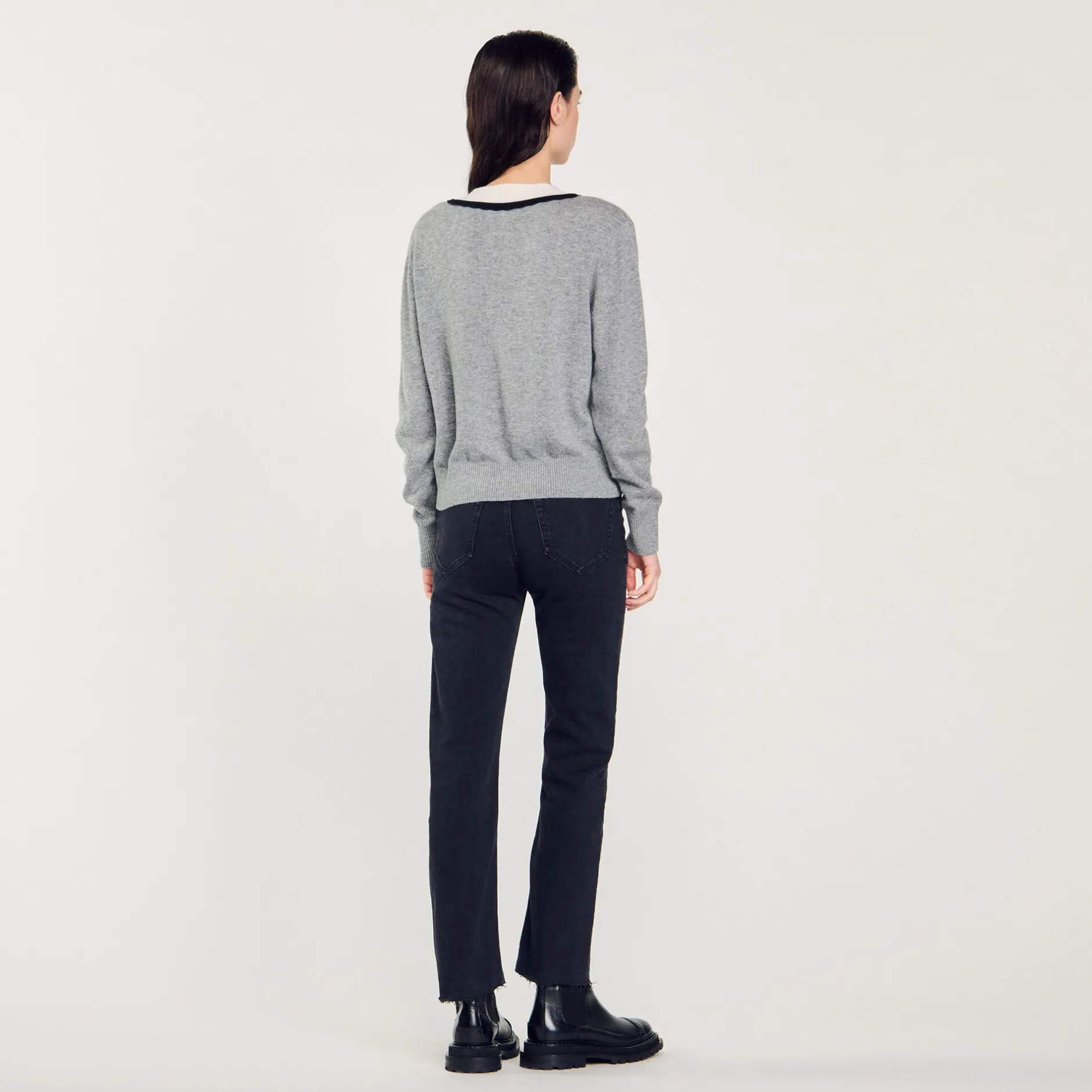 Femme SANDRO Pull à Col V Profond Contrasté